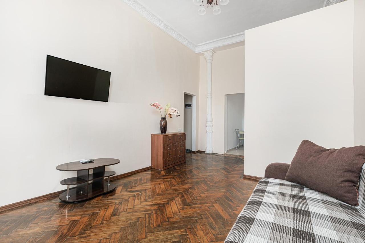 Nice Apartment In The City Center Odessa Dış mekan fotoğraf